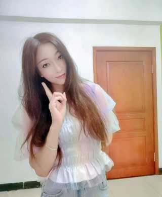 白云区_莞式会所服务美女