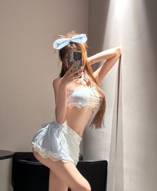 腼腆可爱 完美腰臀比